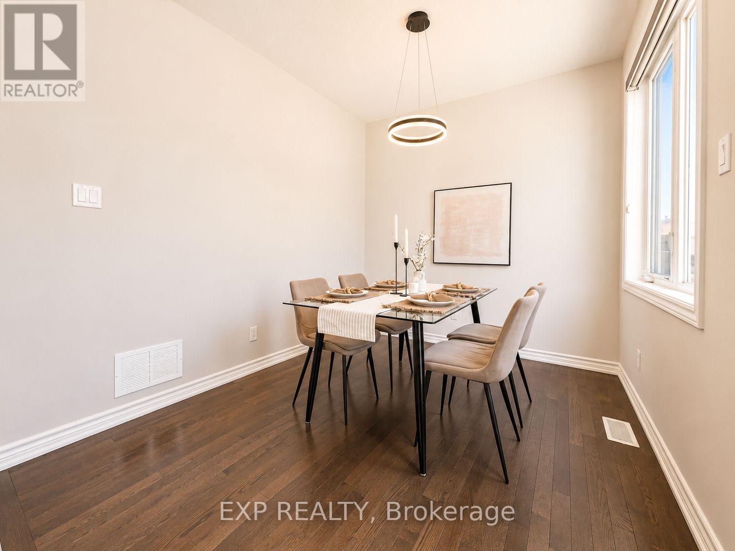 516 LOURY ROW — photo 16 of 44