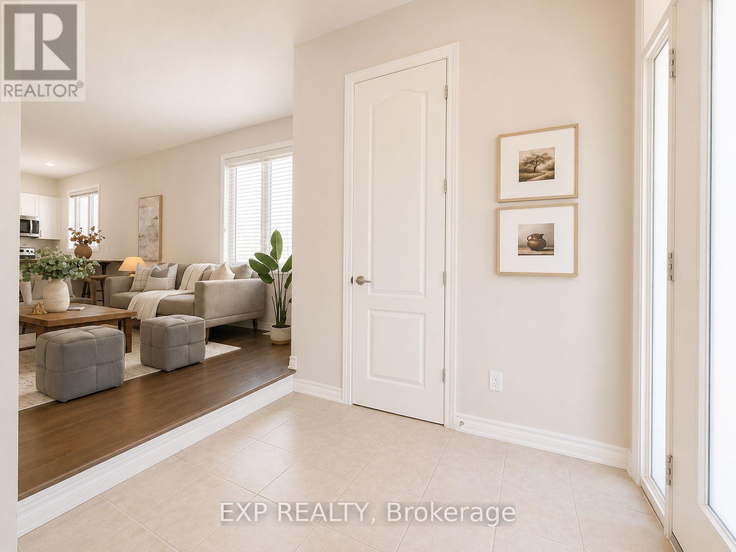 516 LOURY ROW — photo 7 of 44
