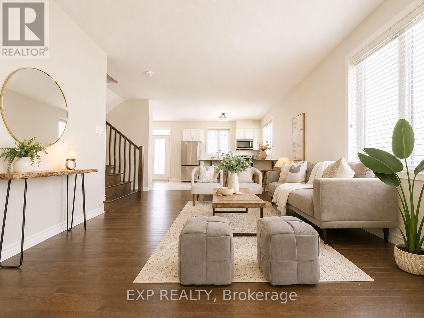 516 LOURY ROW — photo 9 of 44