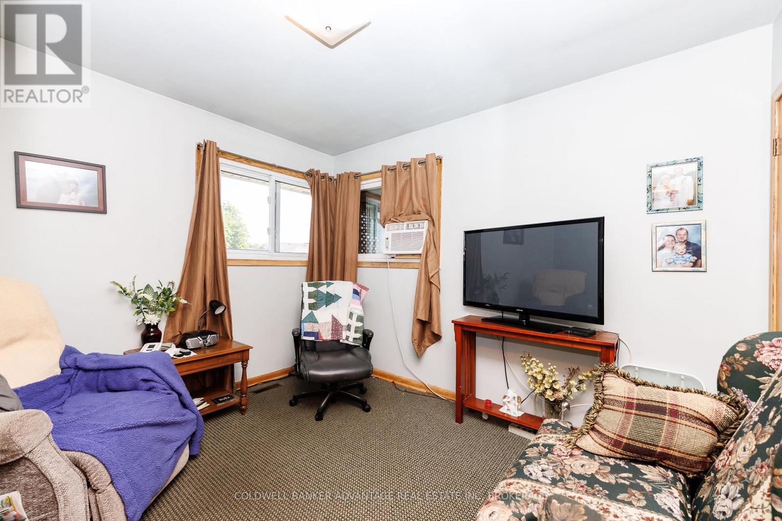 813 HARRIET STREET - 16