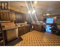 12 Empire Street, Welland, ON L3B2L2 Photo 6
