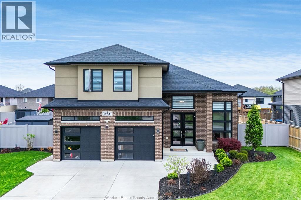 324 Patten CRESCENT - 1