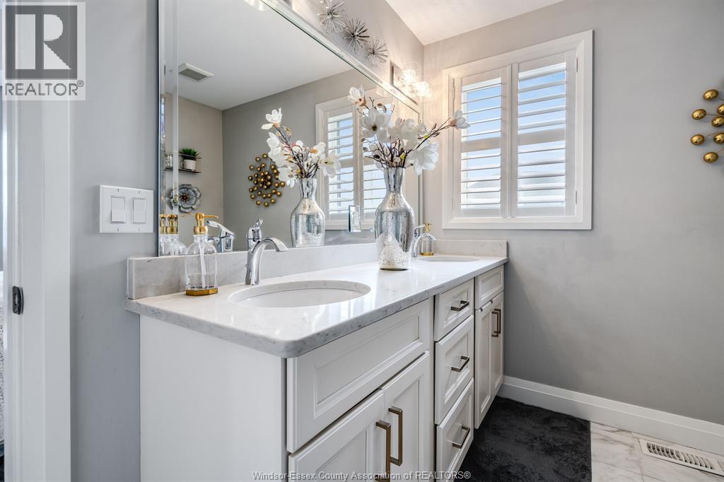 324 Patten CRESCENT - 24