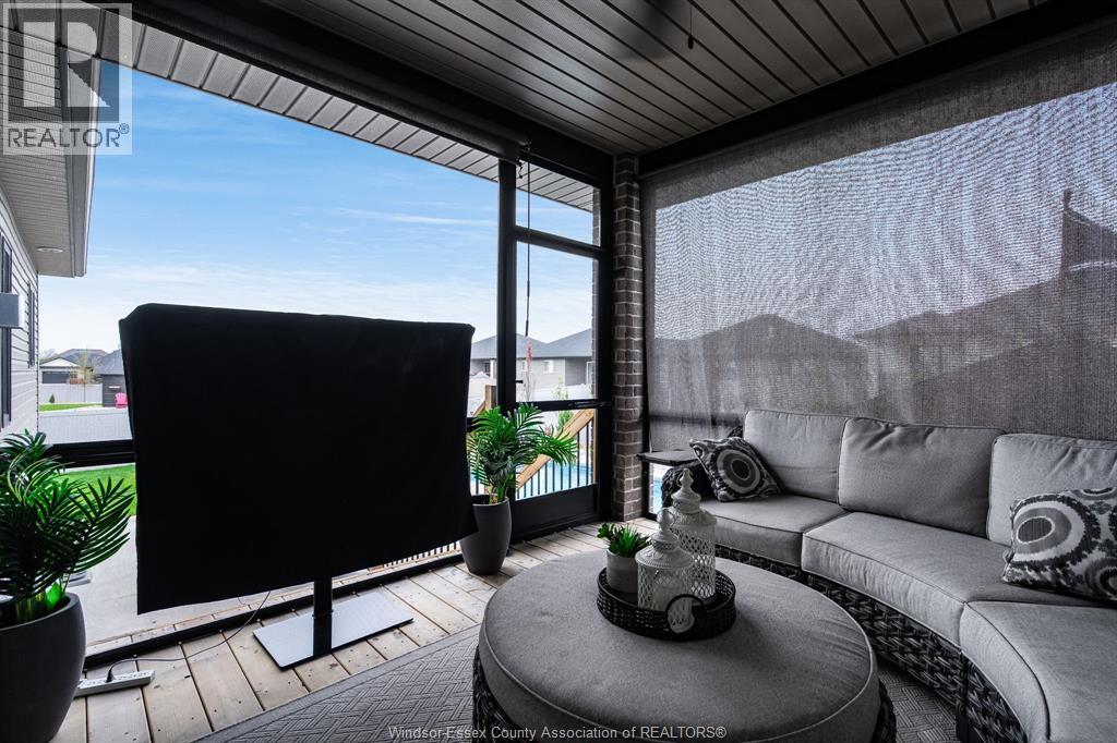 324 Patten CRESCENT - 34