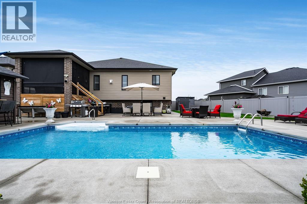 324 Patten CRESCENT - 40