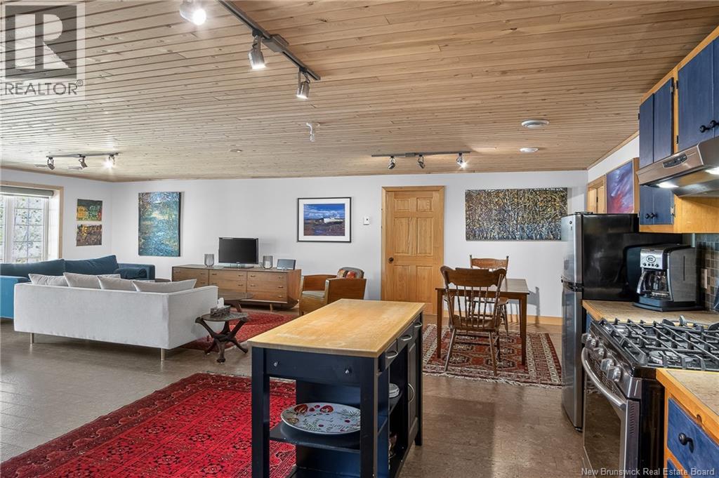 25 Bell Hill Road - Image 25
