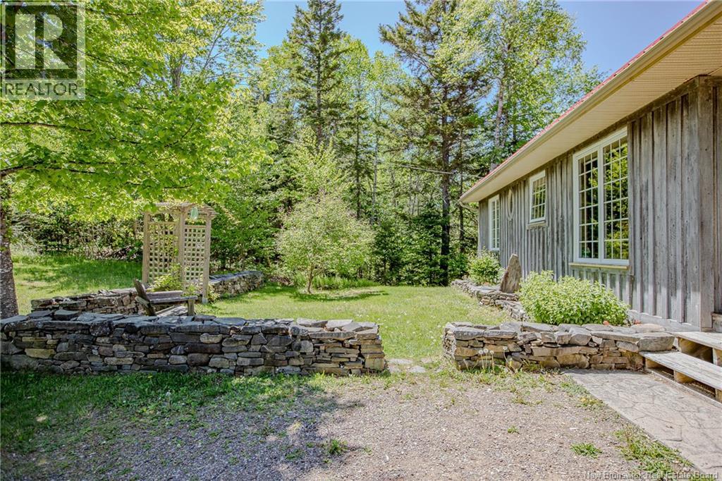 25 Bell Hill Road - Image 4