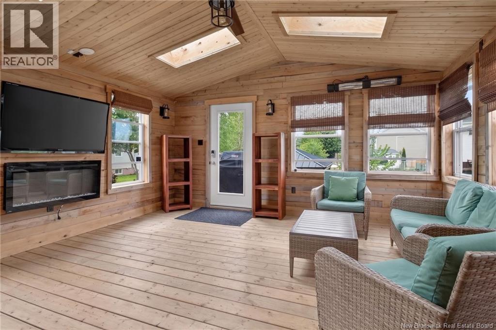 287 Maplehurst Drive - Image 16