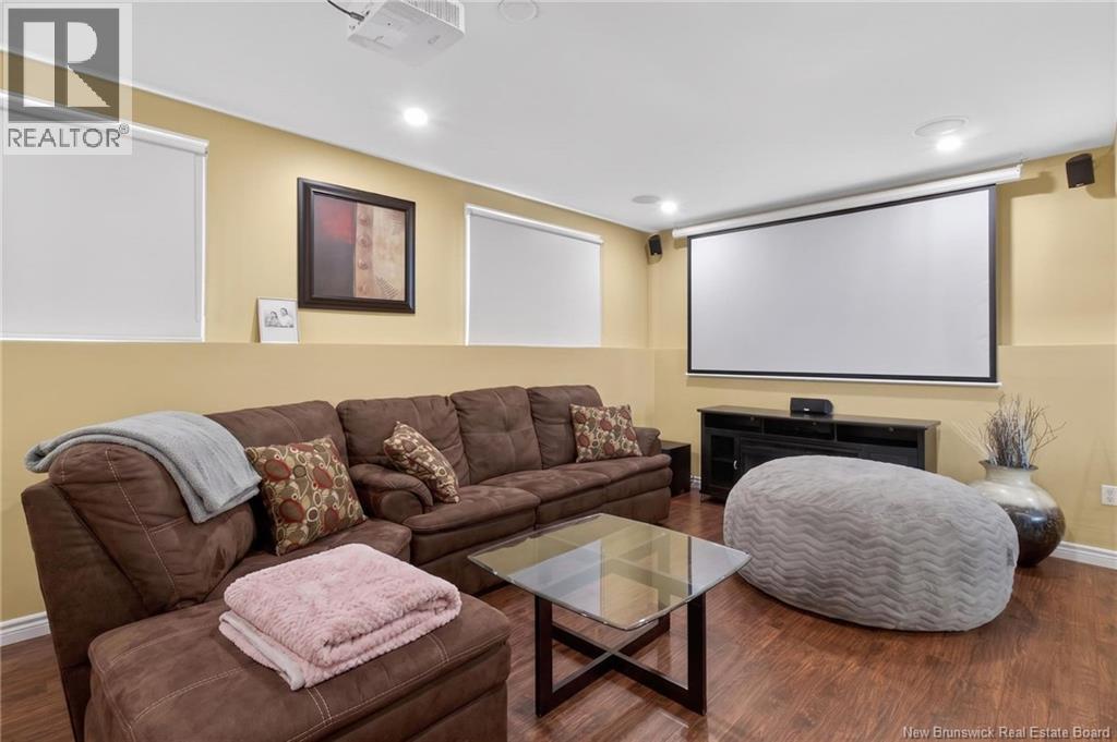 287 Maplehurst Drive - Image 25