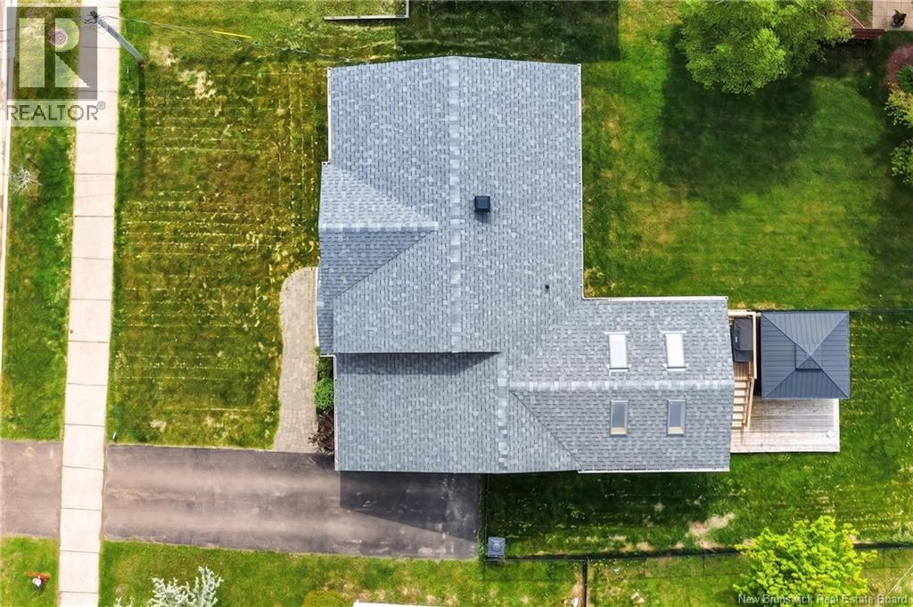 287 Maplehurst Drive - Image 3
