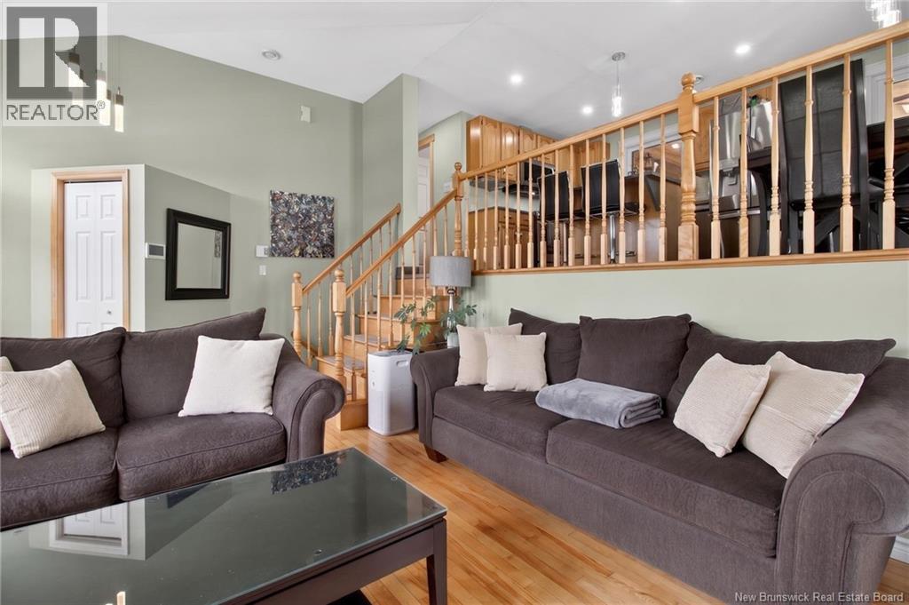 287 Maplehurst Drive - Image 9