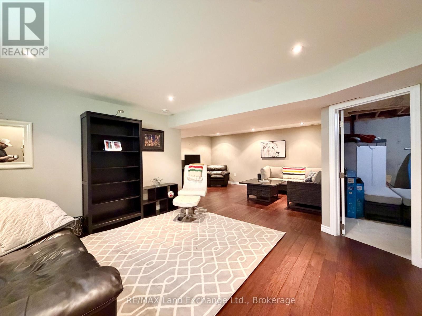 219 STICKEL STREET - 23