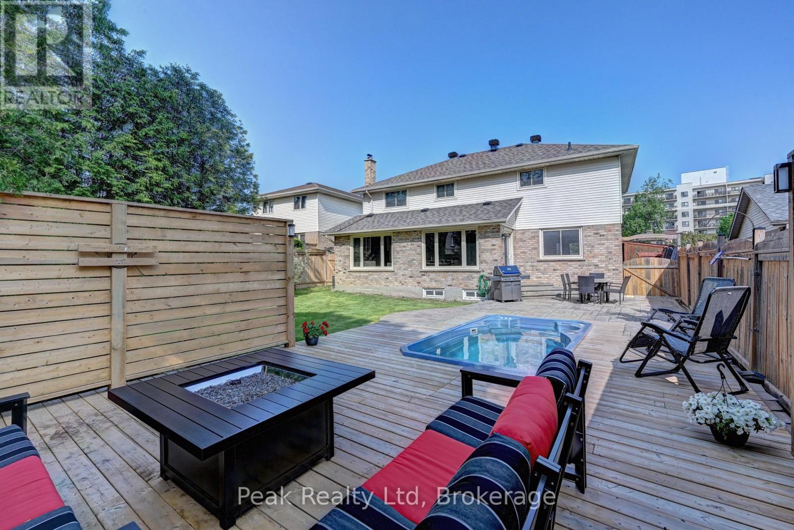 352 STEPHANIE DRIVE - 44