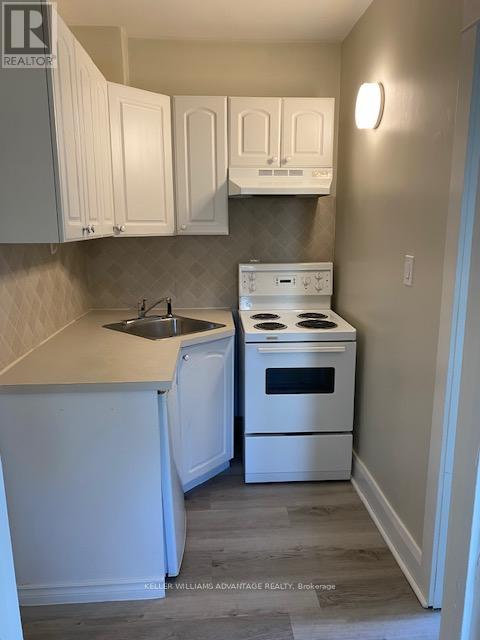 110-112 DEWHURST BOULEVARD - 18