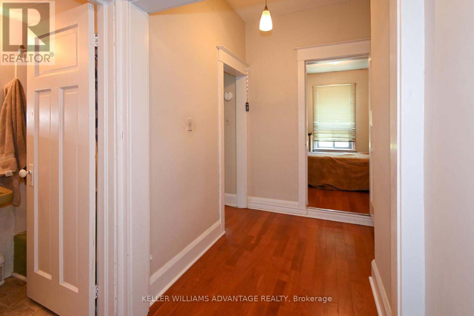 110-112 DEWHURST BOULEVARD - 23