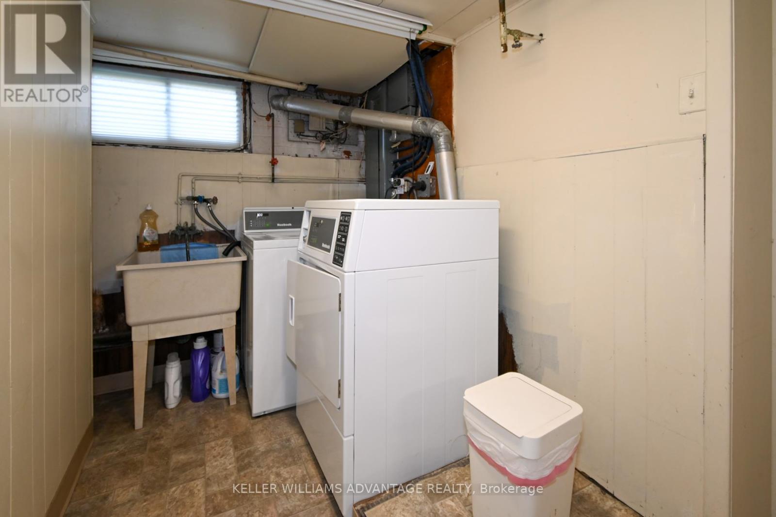 110-112 DEWHURST BOULEVARD - 29
