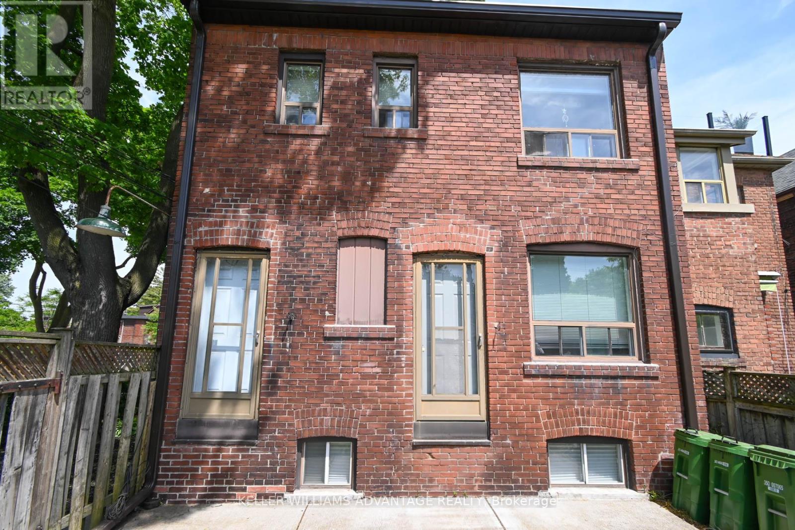 110-112 DEWHURST BOULEVARD - 30