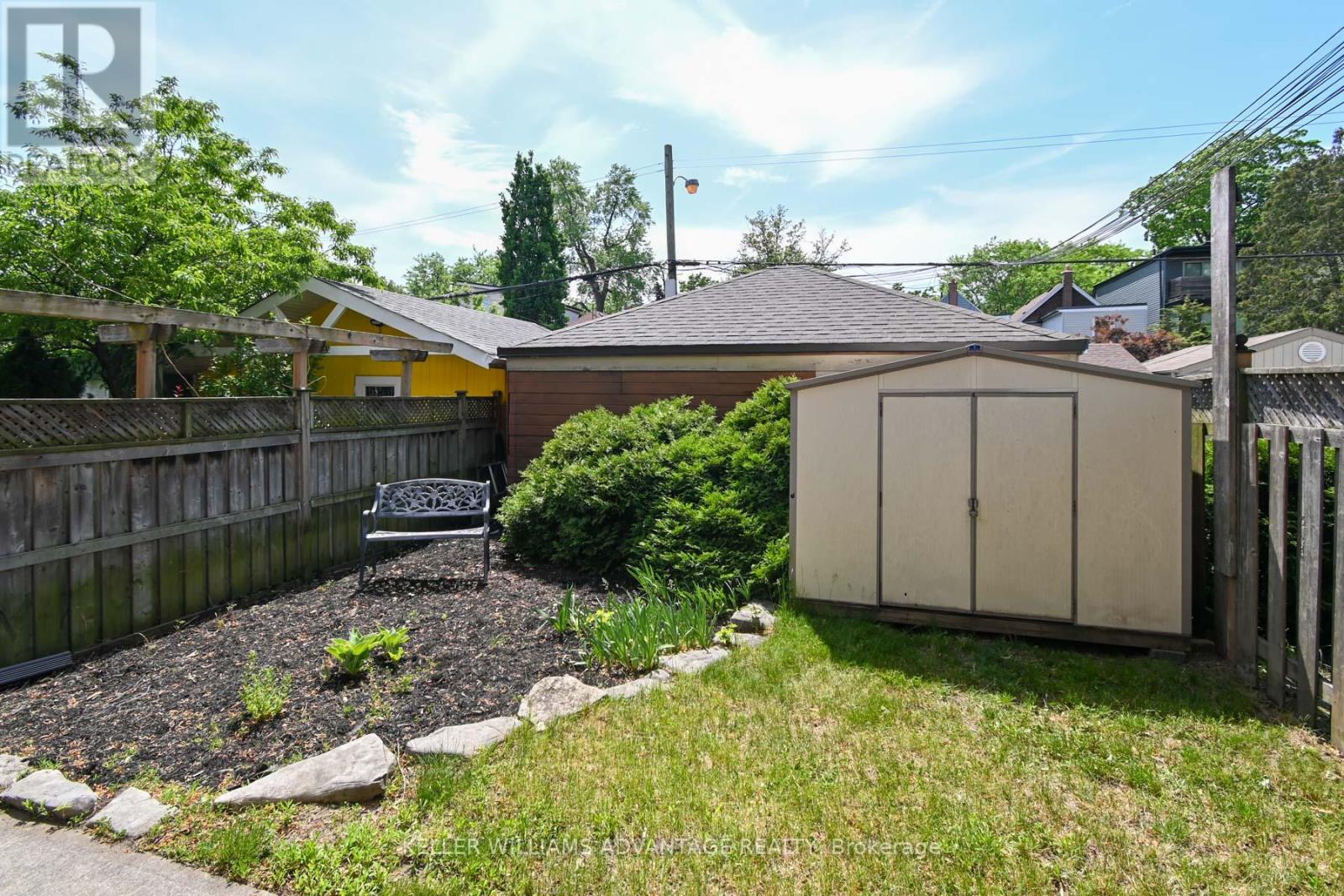 110-112 DEWHURST BOULEVARD - 31