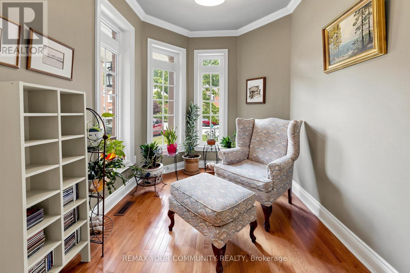 104 WESTBURY COURT - 11