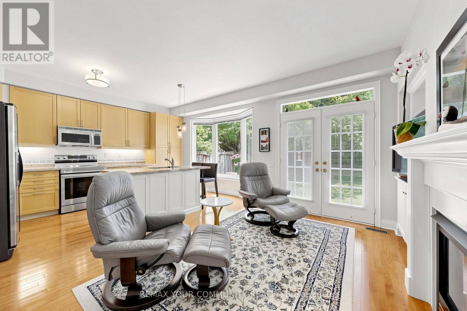 104 WESTBURY COURT - 18