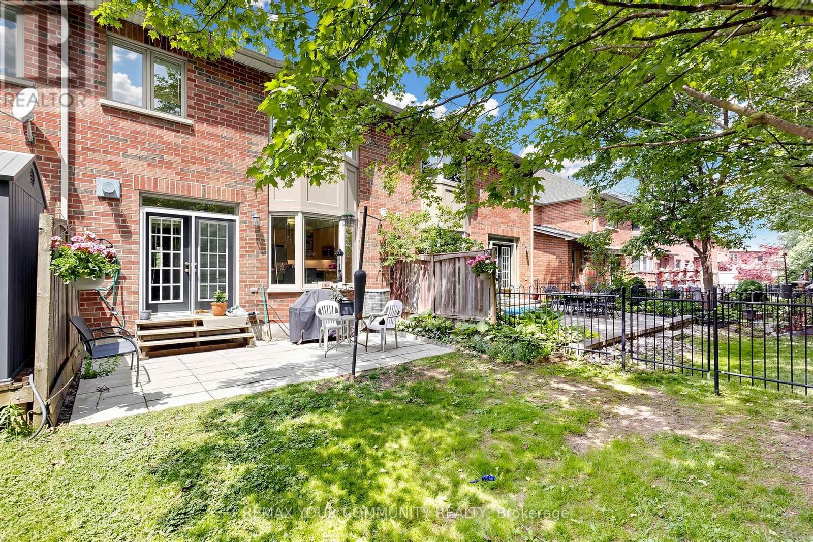 104 WESTBURY COURT - 42