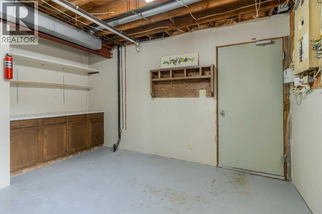 1010 22 Avenue — photo 43