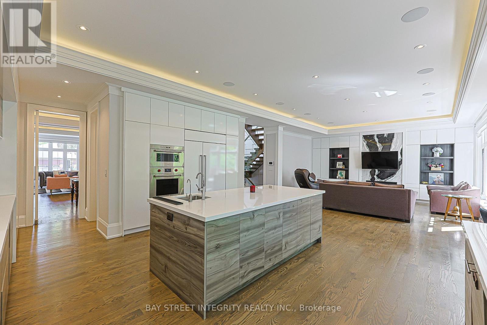 151 HORSHAM AVENUE - 16