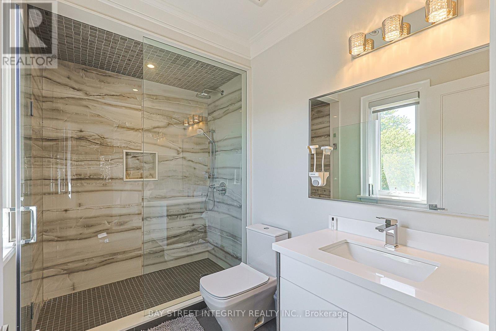 151 HORSHAM AVENUE - 29