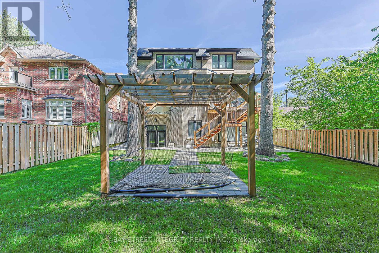 151 HORSHAM AVENUE - 40