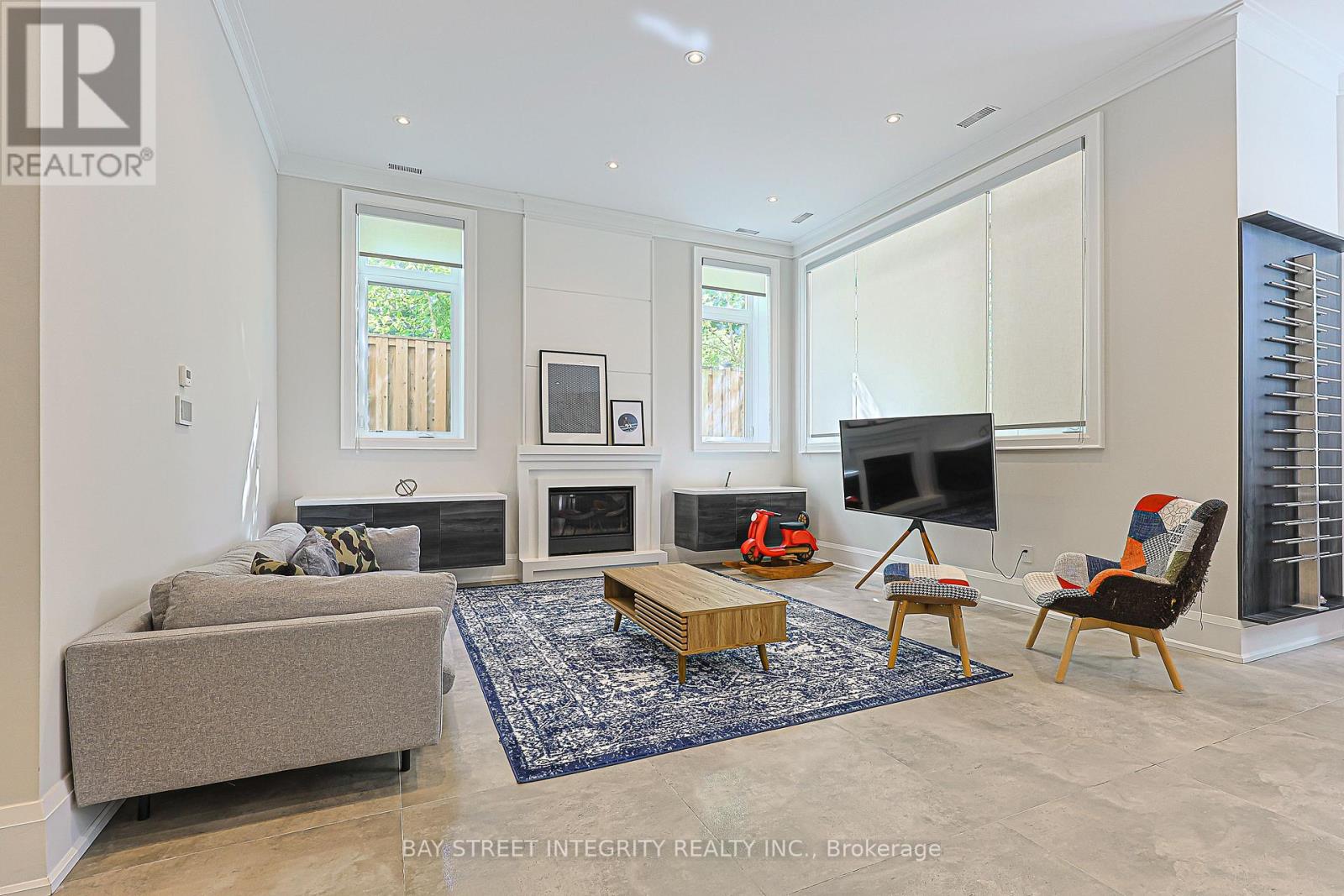 151 HORSHAM AVENUE - 35