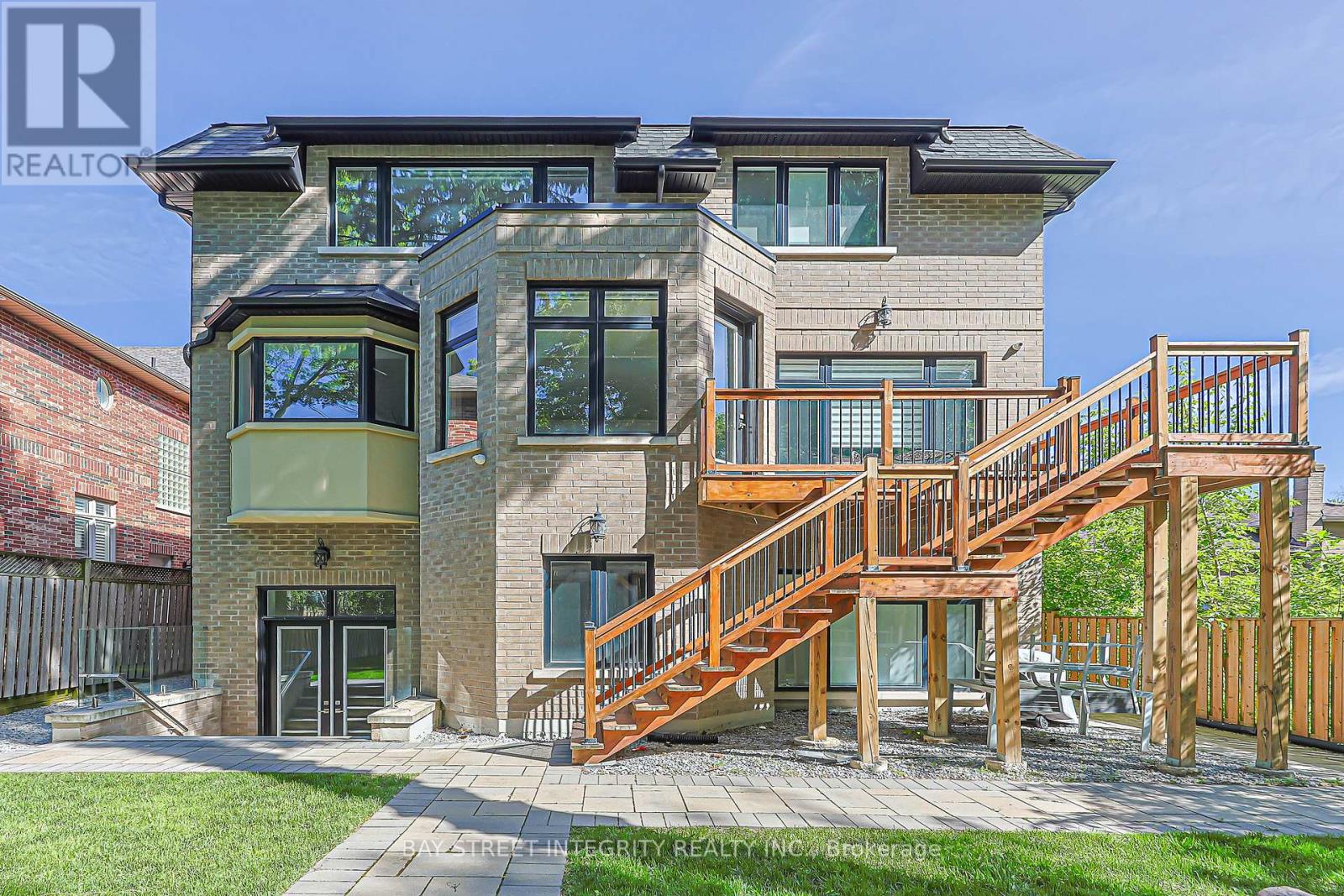 151 HORSHAM AVENUE - 42