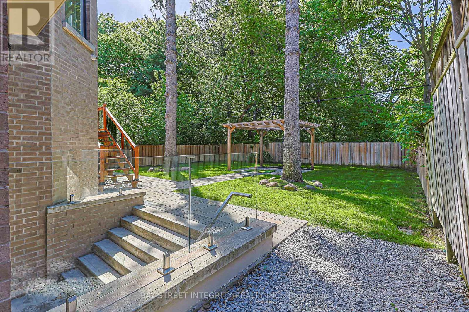 151 HORSHAM AVENUE - 39