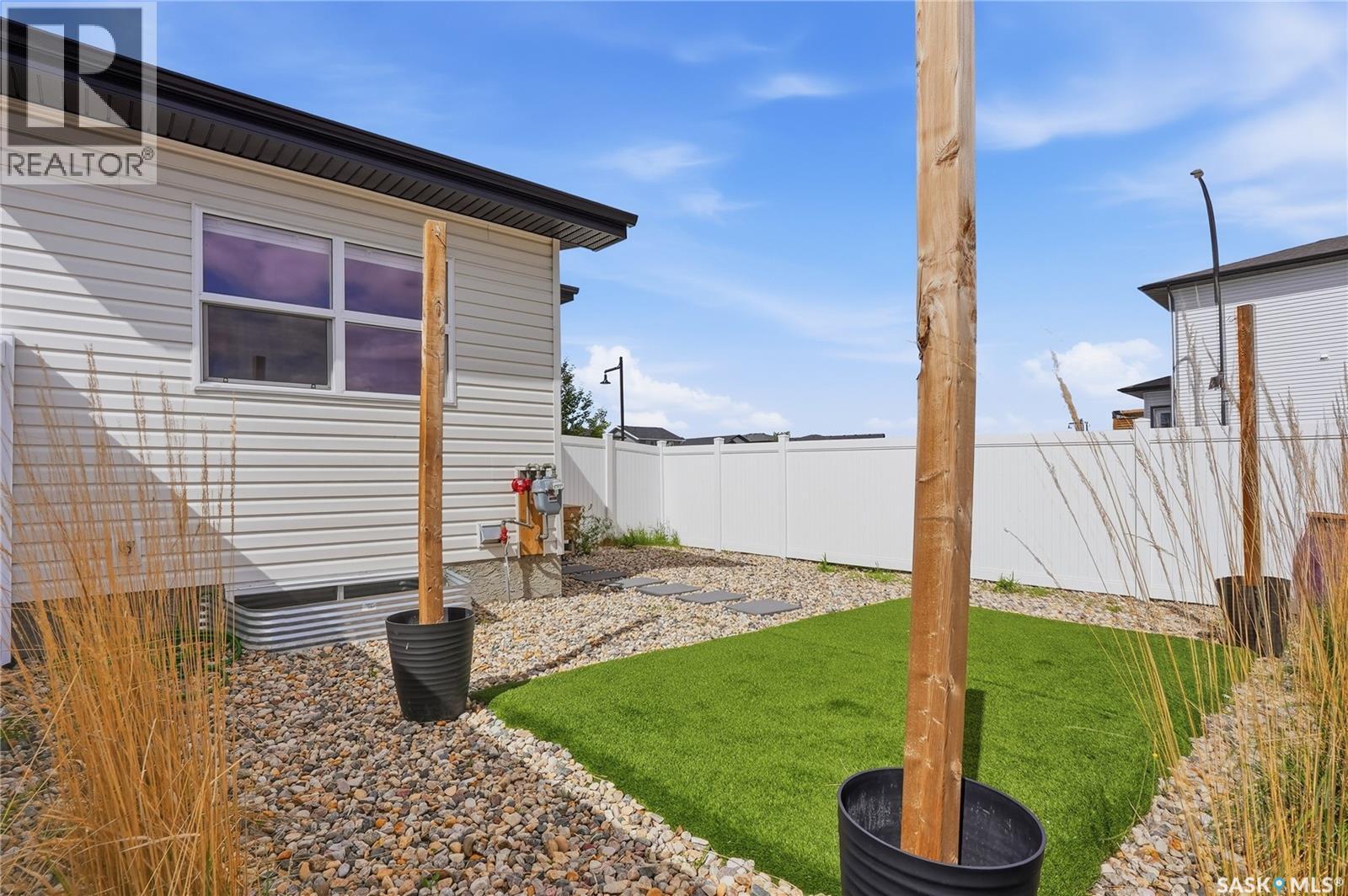 #103 Westfield ROAD - 38