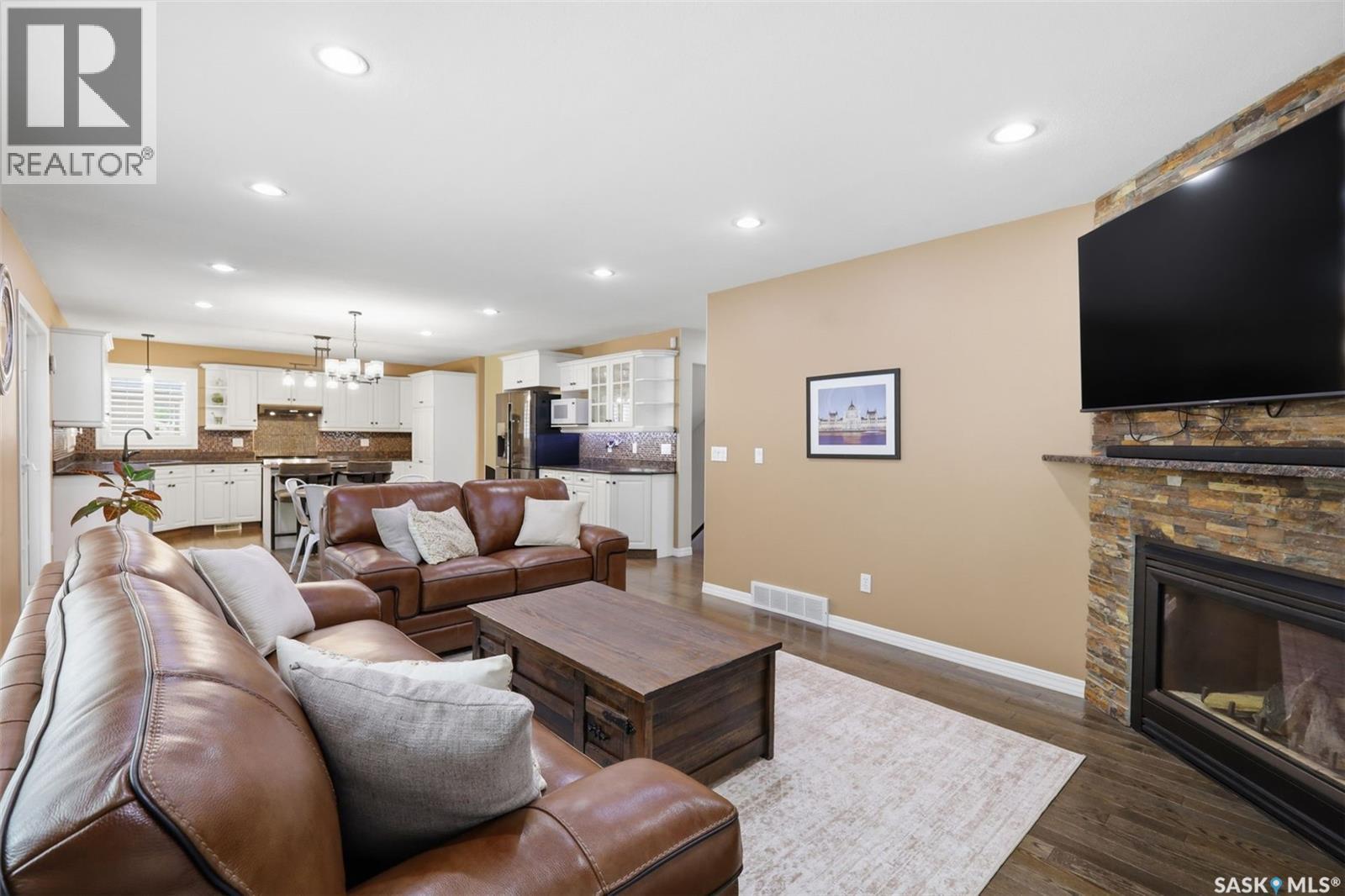 106 Mendel CRESCENT — photo 16