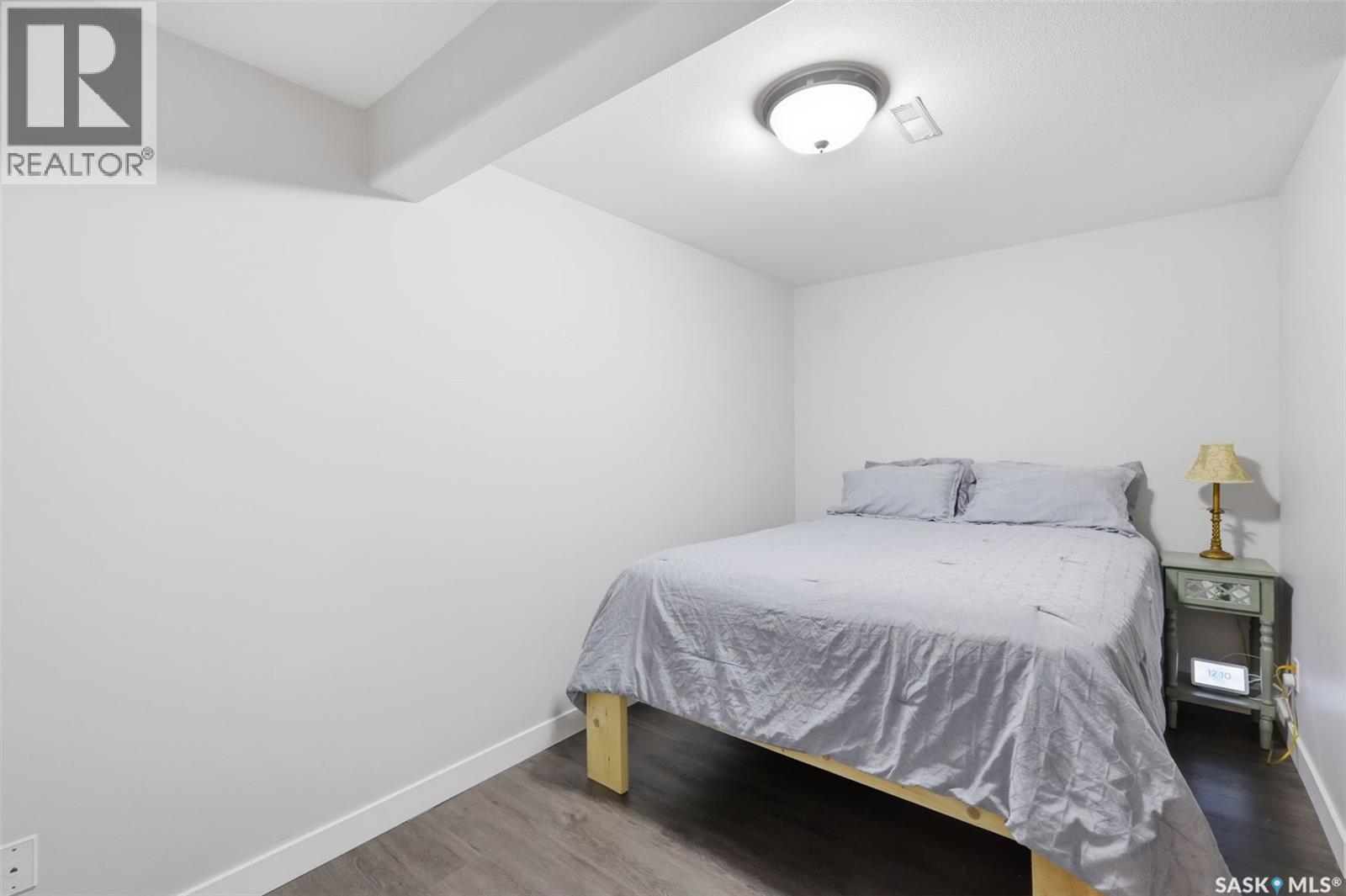 106 Mendel CRESCENT — photo 35