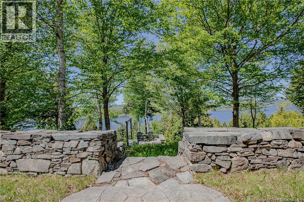 25 Bell Hill Road - Image 30