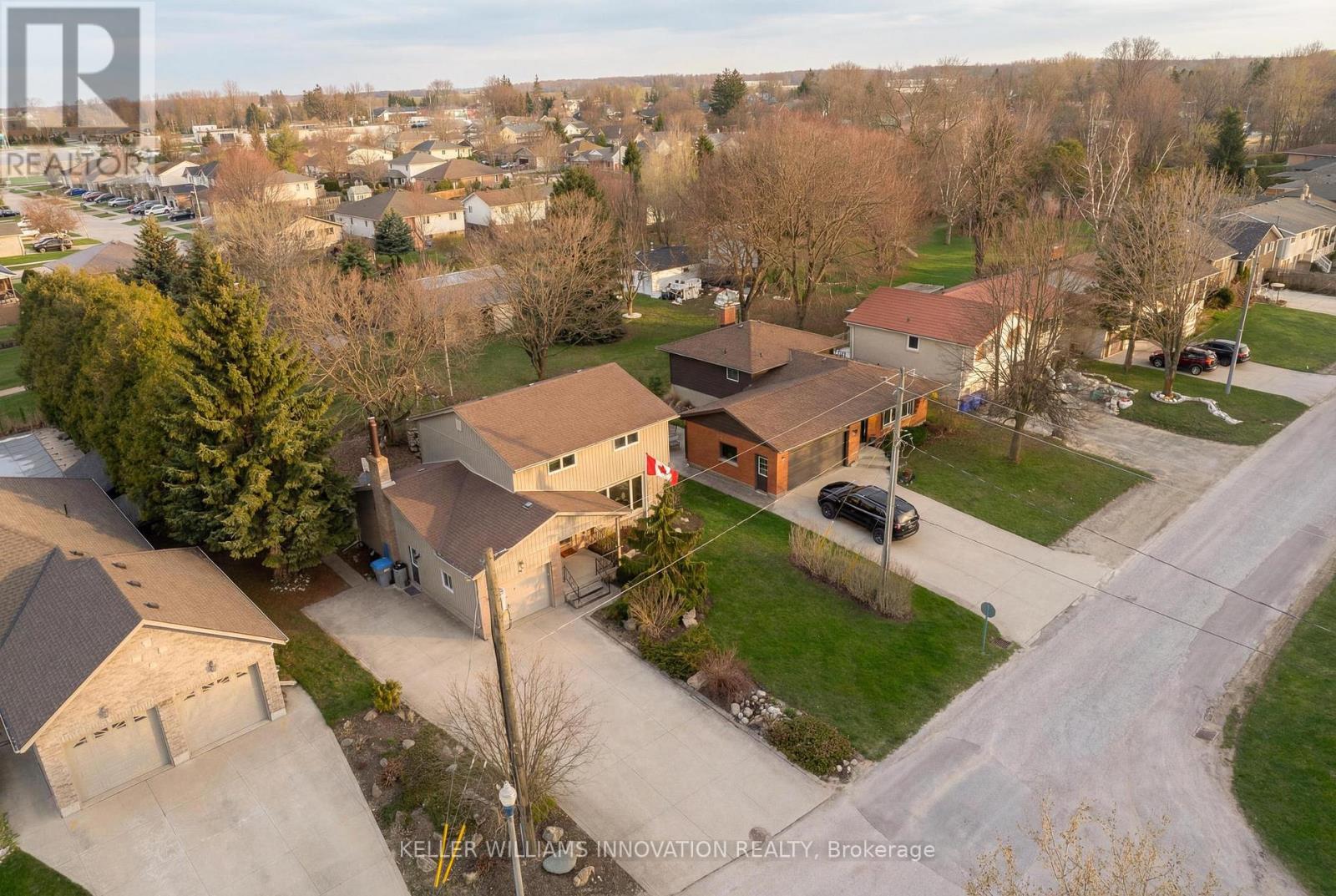 465 BOYNE AVENUE - 21