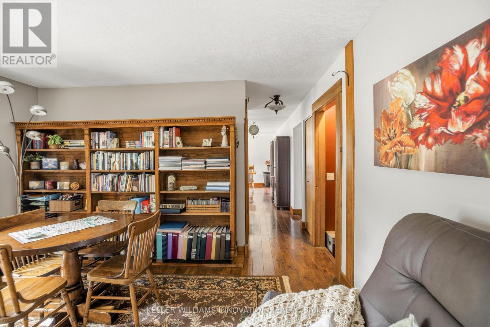 465 BOYNE AVENUE - 32
