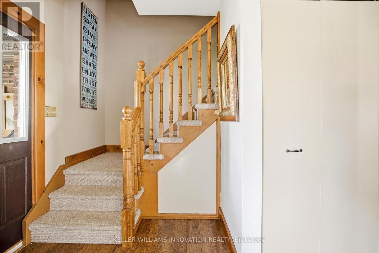 465 BOYNE AVENUE - 35