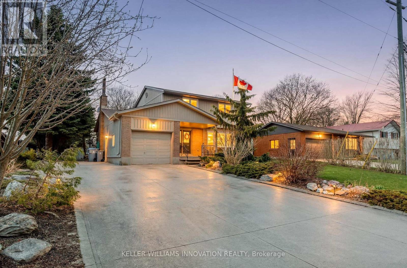 465 BOYNE AVENUE - 20