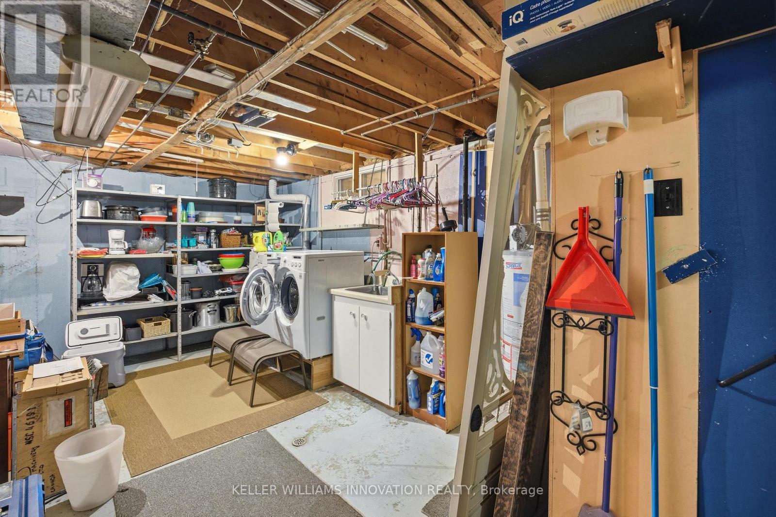 465 BOYNE AVENUE - 34
