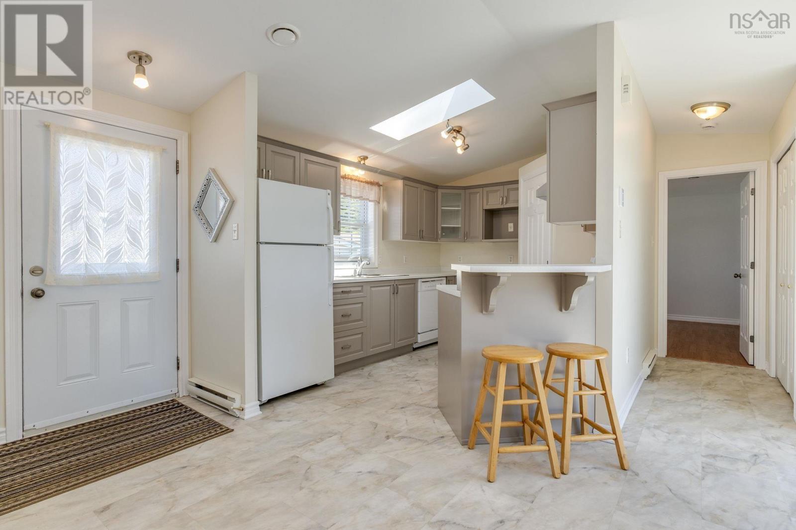 Property 32 of 47 of 141 Birchill Drive
