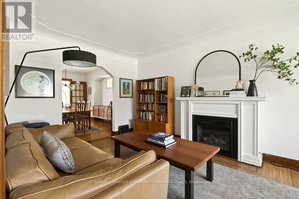 66 EDGEMONT STREET S - 8