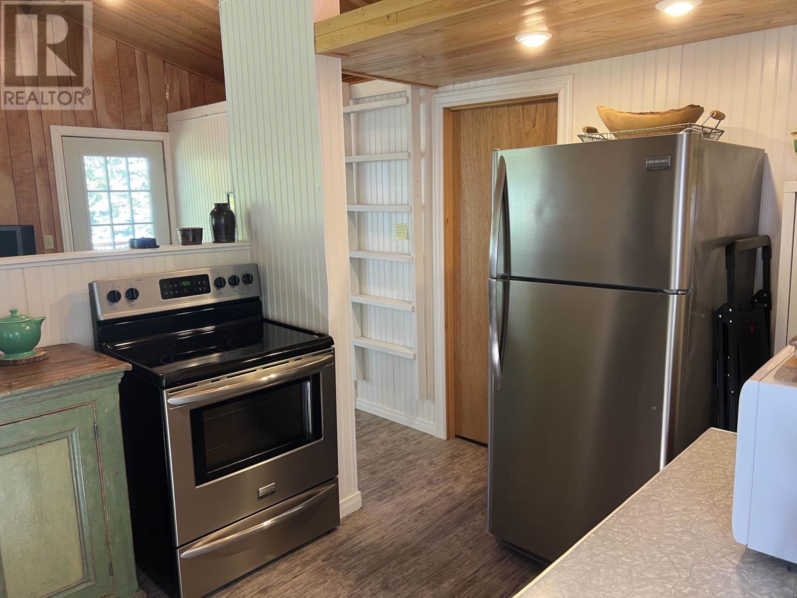 552 Kelly Creek RD - 17