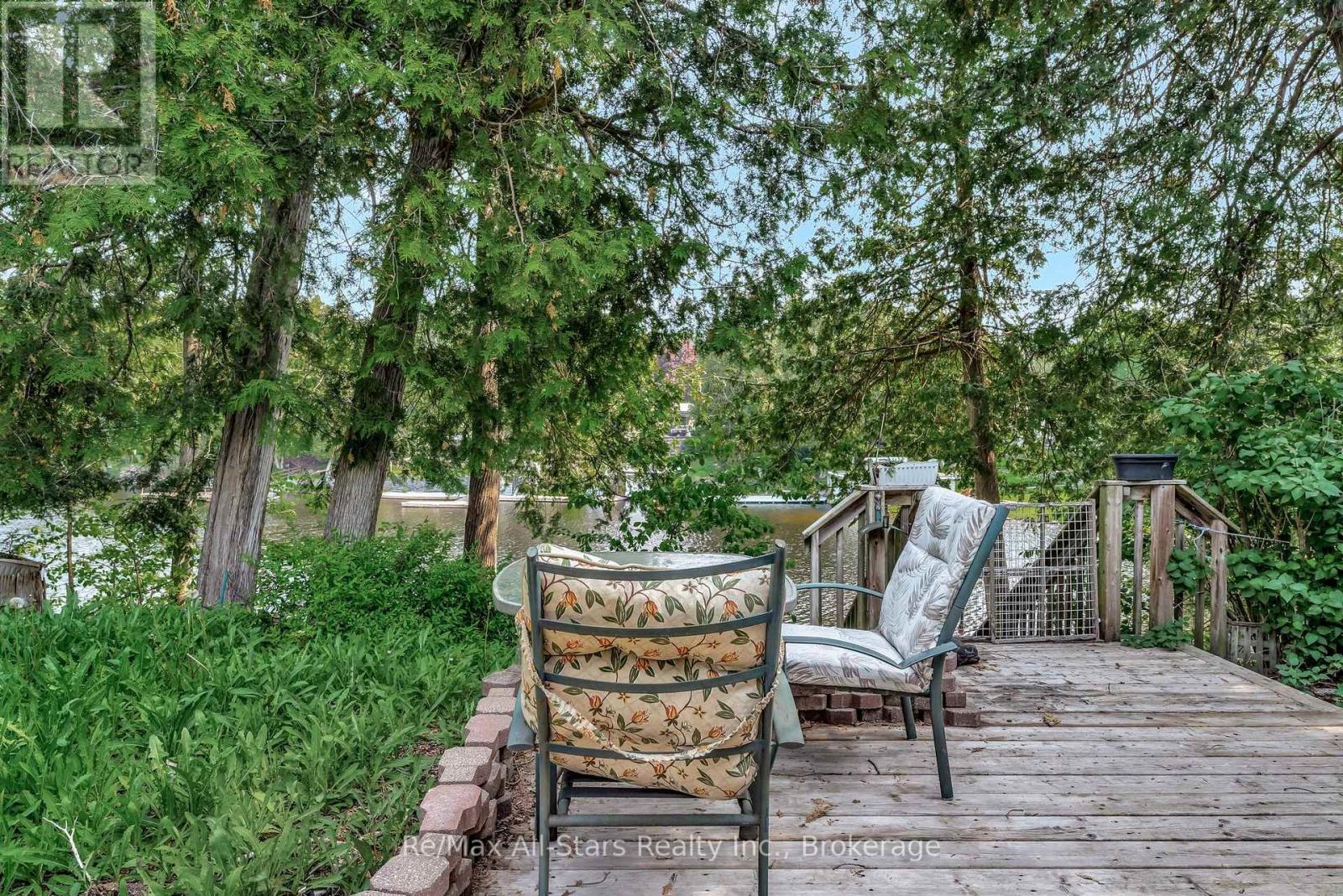 14 WYCHWOOD DRIVE E - 33