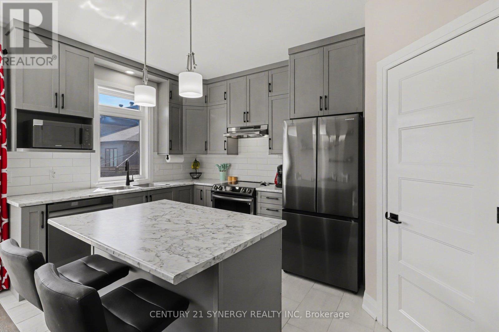 2011 BERNE STREET - 13