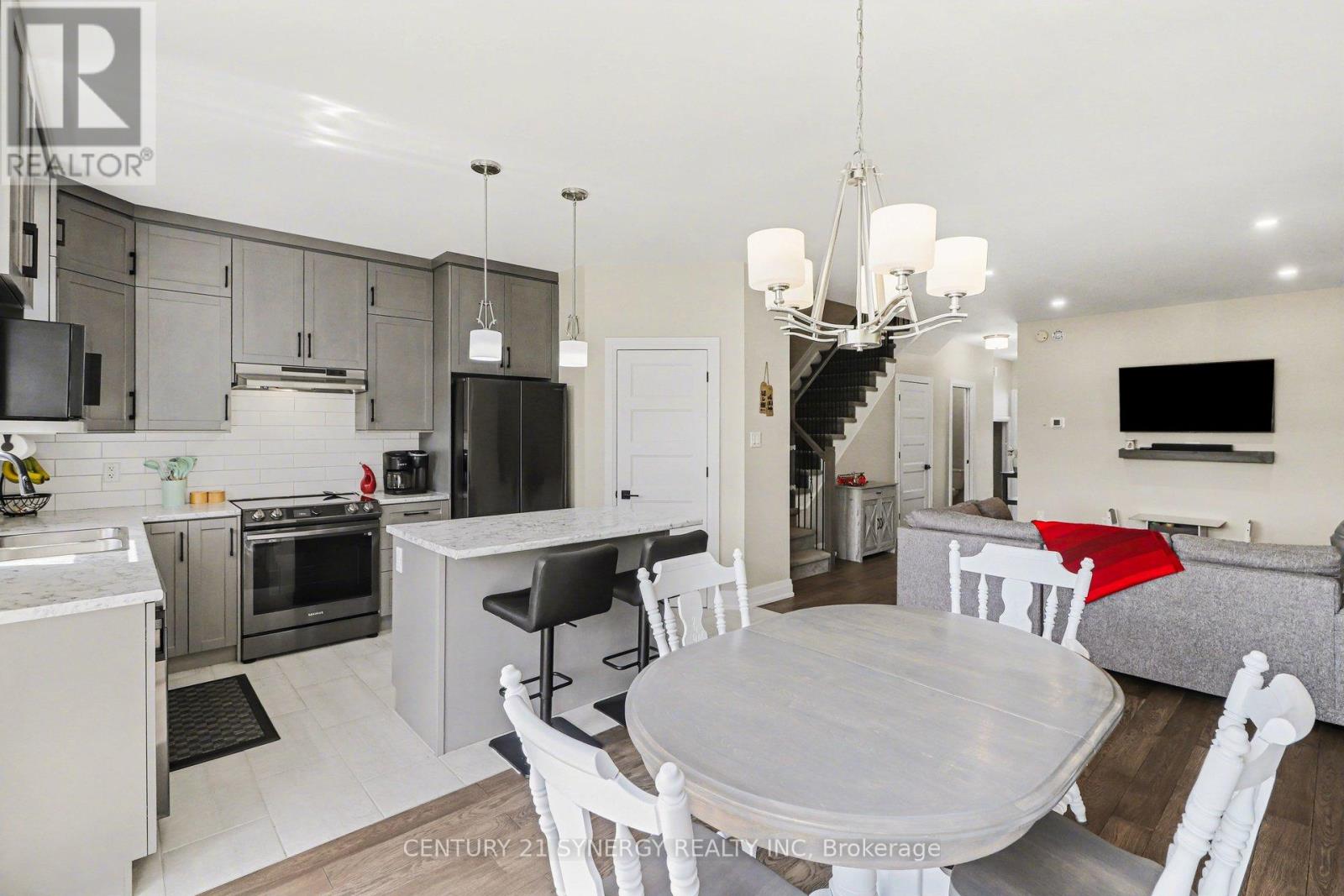 2011 BERNE STREET - 15