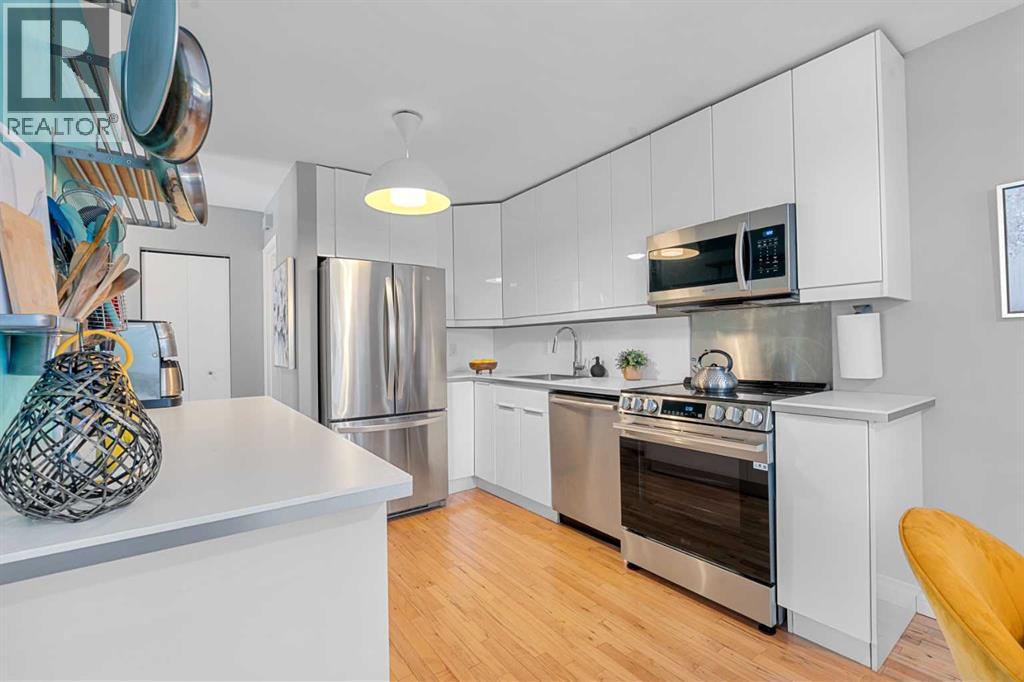 7, 1739 24A Street SW - photo 2