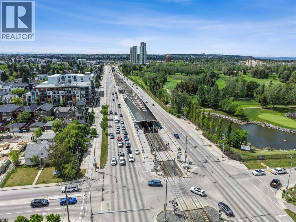 Walking Distance To Shaganappi Point LRT Station