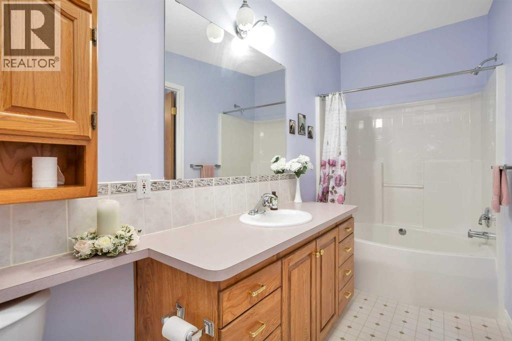 418 6 Street NW — photo 30